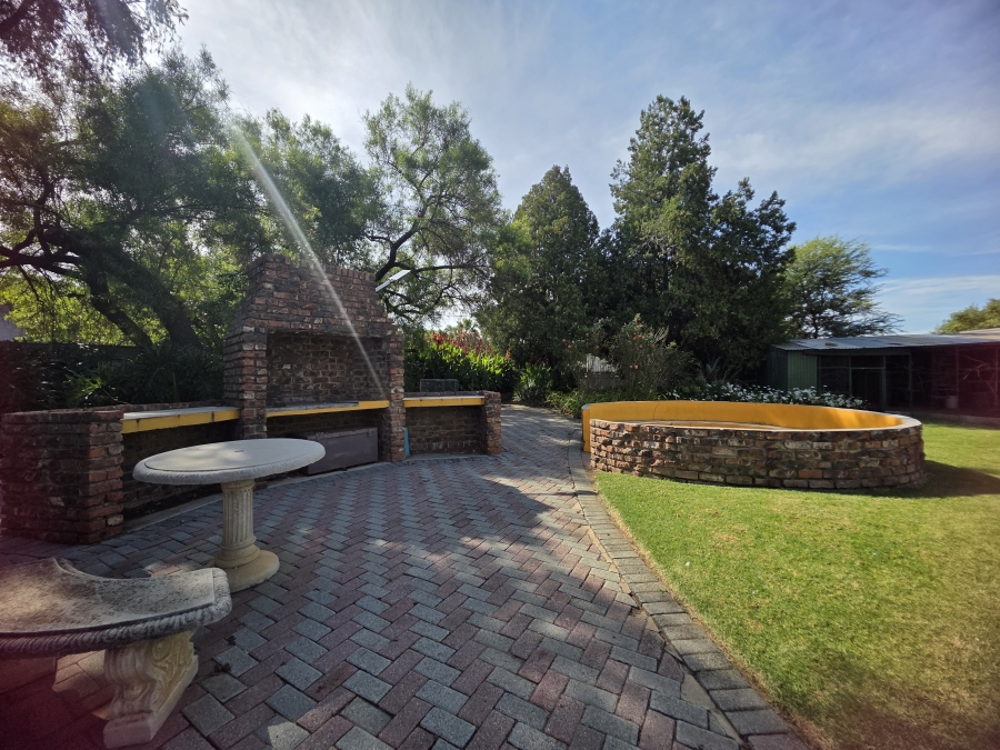 3 Bedroom Property for Sale in Riebeeckstad Free State